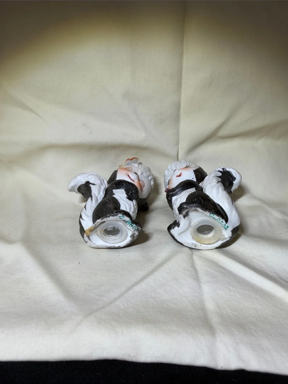 Anthropomorphic, skunk salt and pepper shakers vintage
